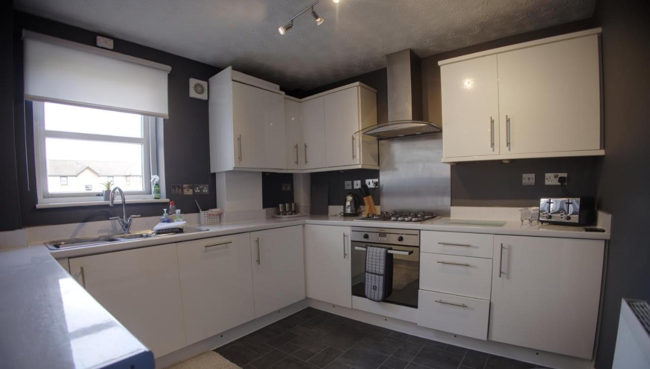 Meggetland Apartment Единбург Екстериор снимка